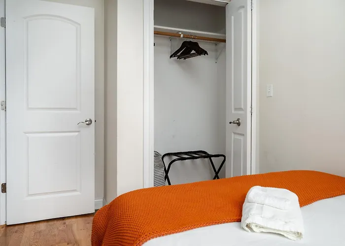 Flexhome Wicker Park 3br Dv2 Apartment