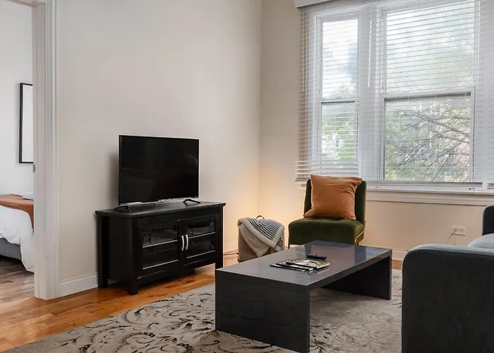 Apartment Flexhome Wicker Park 3br Dv2 Chicago
